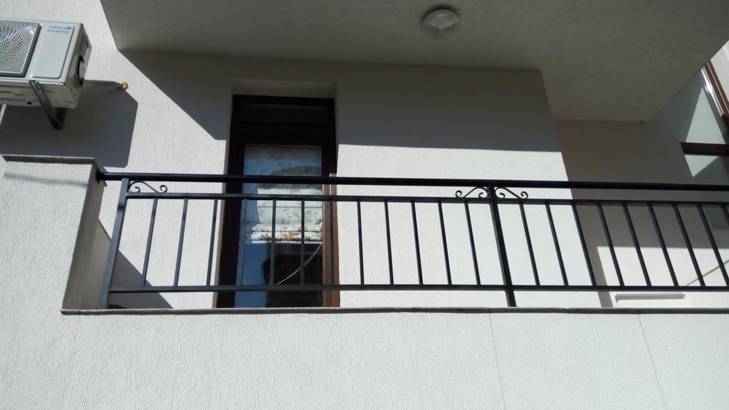 White Home-Apartament Burgas Extérieur photo