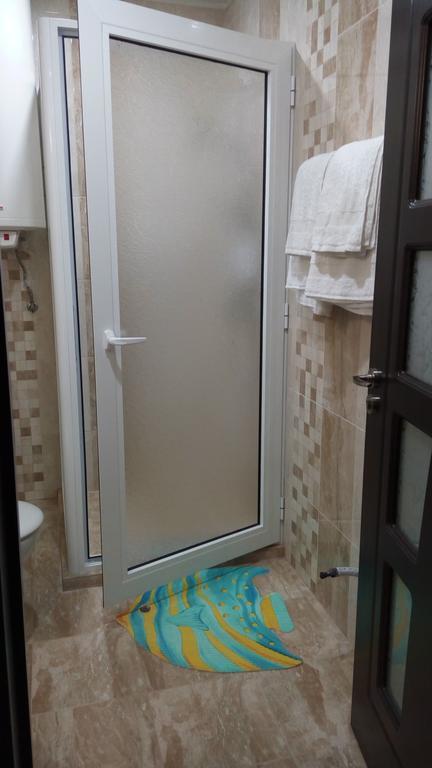 White Home-Apartament Burgas Extérieur photo