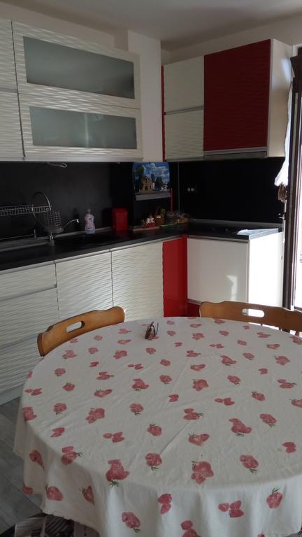 White Home-Apartament Burgas Extérieur photo